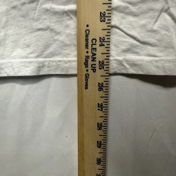 Disneyland Mickey Mouse T-Shirt Men’s Medium White Black Disney Graphic Tee - Picture 7 of 7